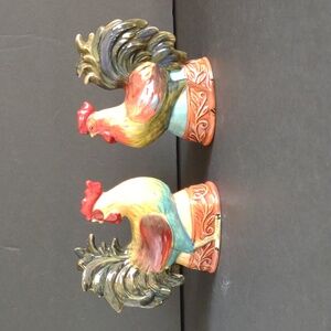 Salt and Pepper Shakers Cracker Barrel Rooster Hens Chicken Farmhouse Decor